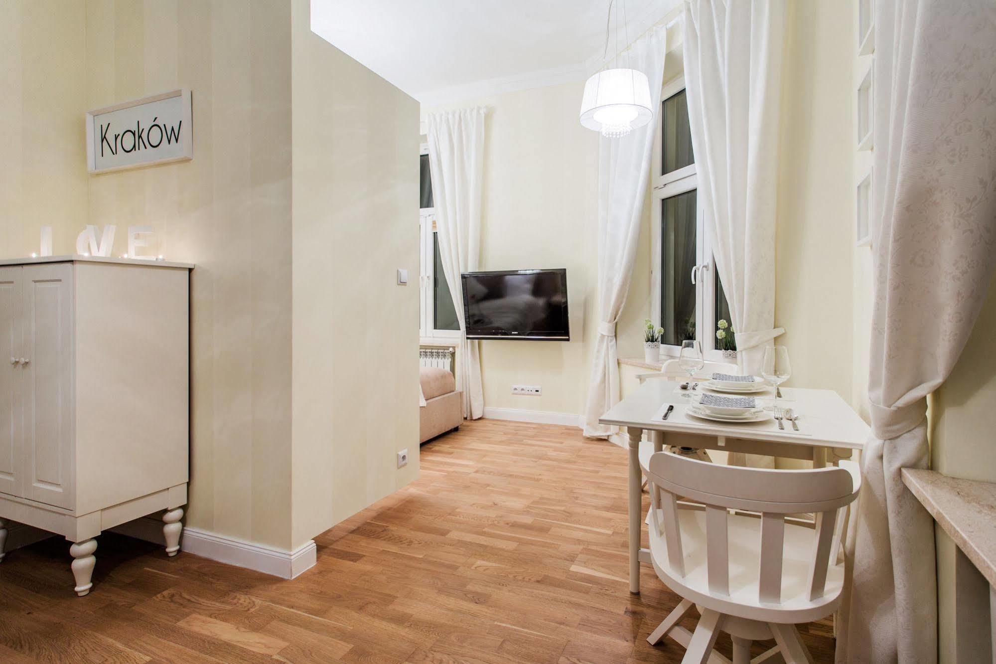 Szlak 11 - All In Apartments Краків Екстер'єр фото