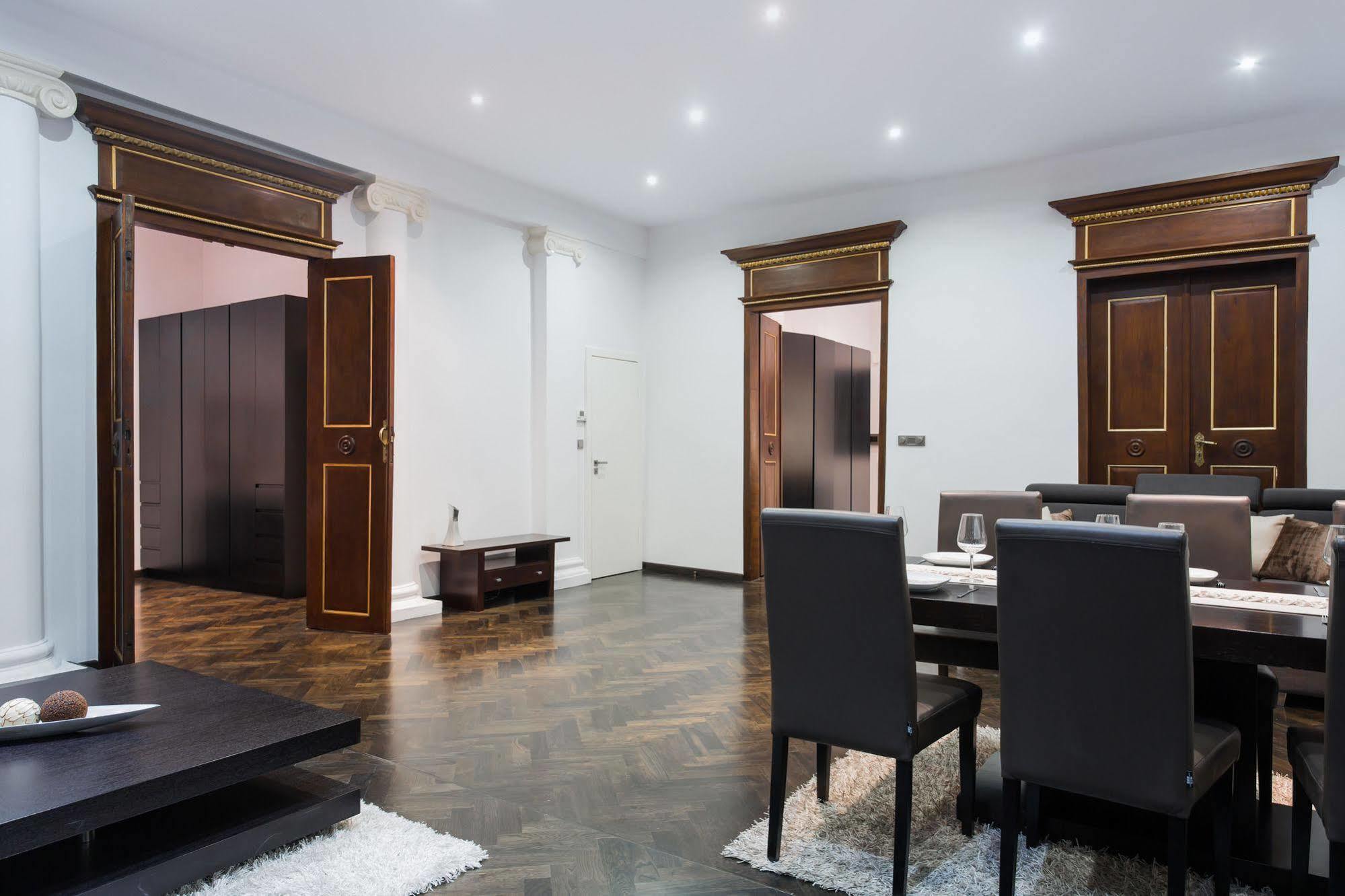 Szlak 11 - All In Apartments Краків Екстер'єр фото
