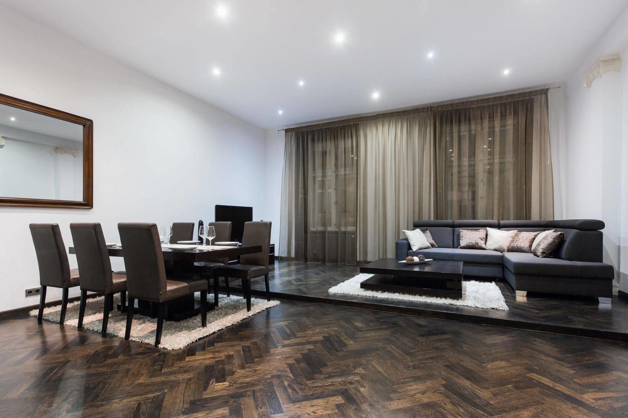Szlak 11 - All In Apartments Краків Екстер'єр фото